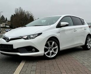 Toyota Toyota Auris Hybrid Design Edition 8xReifen GuterZ Gebrauchtwagen