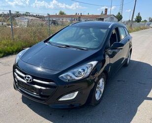 Hyundai Hyundai i30 cw 1.6 GDi Style Service Neu Gebrauchtwagen