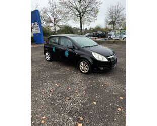 Opel Opel Corsa D Cosmo Klima Panorama Dach Gebrauchtwagen