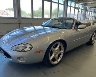 Jaguar Jaguar XKR S/C Cabriolet 4.0 V8 SUPERCHARGED+LEDER Gebrauchtwagen