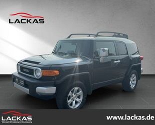 Toyota Toyota FJ Cruiser *4X4*AHK*PDC*SHZ*Sperrdiff.*Soun Gebrauchtwagen