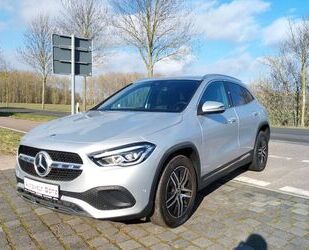 Mercedes-Benz Mercedes-Benz GLA 220d 4Matic*MBUX*LED*Off-Road*Na Gebrauchtwagen