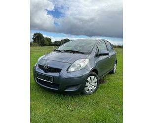 Toyota Toyota Yaris 1,33-l-Dual-VVT-i Executive Executive Gebrauchtwagen