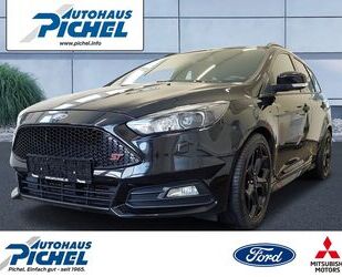 Ford Ford Focus ST Turnier RÜCKFAHRKAMERA+Bi-XENON+NAVI Gebrauchtwagen