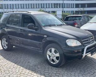 Mercedes-Benz Mercedes-Benz ML 320 LPG/ Klima/Leder/Schiebedach/ Gebrauchtwagen