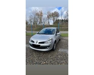 Renault Renault Clio III 1.2 16V 75PS Gebrauchtwagen