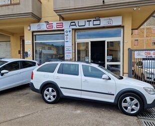 Skoda Skoda SKODA OCTAVIA SCOUT 4X4 2.0 TDI 140 CV KM CE Gebrauchtwagen