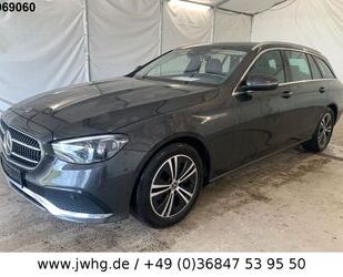 Mercedes-Benz Mercedes-Benz E 200 Avantgarde MB-LED Voll-Leder D Gebrauchtwagen