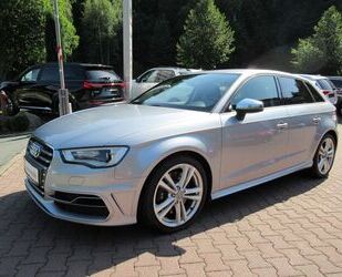 Audi Audi S3 Sportback*2.0 TFSI*quattro*Leder*Navi*Xeno Gebrauchtwagen