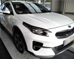 Kia Kia XCeed 1.6 Hybrid Vision LED/NAVI/SHZ/DAB/RFK Gebrauchtwagen