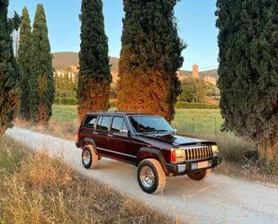 Jeep Jeep Cherokee 2.5 TD - Gebrauchtwagen