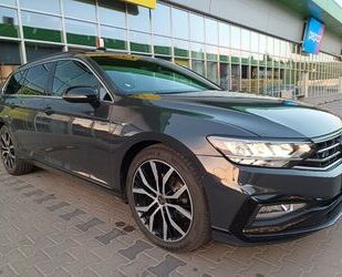 VW Volkswagen Passat Variant 2.0 TDI SCR DSG Business Gebrauchtwagen