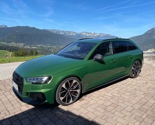 Audi Audi RS4, Matrix, Keramik, RS Pakete, Headup, 280 Gebrauchtwagen