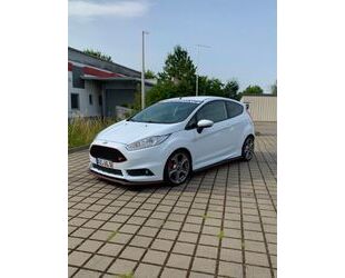 Ford Ford Fiesta 1,6 EcoBoost ST Leder-Sport-Paket 8-Fa Gebrauchtwagen