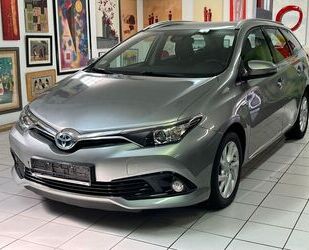 Toyota Toyota Auris Touring Sports Hybrid Cool Gebrauchtwagen