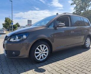 VW Volkswagen Touran Comfortline 7 Sitzer Navi PDC 2. Gebrauchtwagen