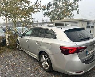 Toyota Toyota Avensis 1,6-l-D-4D Business Ed. Touring Spo Gebrauchtwagen