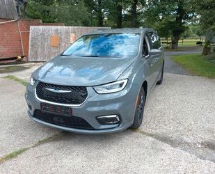 Chrysler Chrysler Pacifica / facelift / 7 Sitzer Gebrauchtwagen