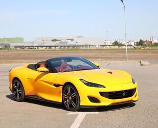 Ferrari Ferrari Portofino 3.9 T V8 DCT nur 3800km Deutsche Gebrauchtwagen