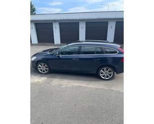 Volvo Volvo V60 D3 Geartronic Summum Summum Gebrauchtwagen