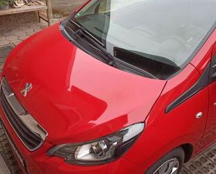 Peugeot Peugeot 108 TOP! Style VTi 72 STOP & START TOP! St Gebrauchtwagen