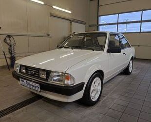 Ford Ford Escort 1.1 Laser Coupe *H-Kennzeichen* Gebrauchtwagen