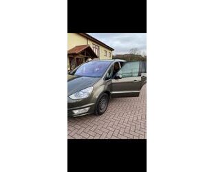 Ford Ford Galaxy 2,0 TDCi Titanium / Voll Gebrauchtwagen