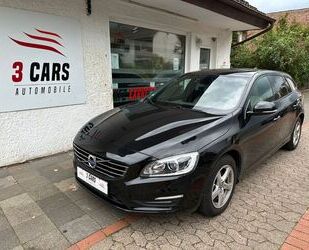 Volvo Volvo V60 Kombi Momentum AWD Geartronic Gebrauchtwagen