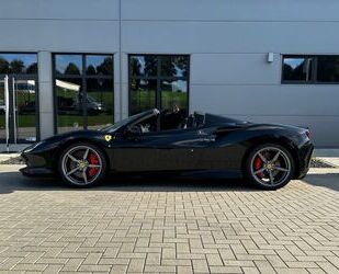 Ferrari Ferrari F8 Spider-Carbon-Lift-JBL-Kamera-AFS-ADAS Gebrauchtwagen