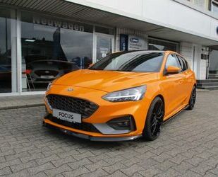 Ford Ford Focus ST 2.3 Automatik ST +Styling-Pak.+Panor Gebrauchtwagen