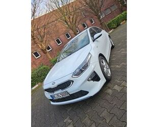 Kia Kia ceed / Ceed 1.4 T-GDI Vision Vision Gebrauchtwagen