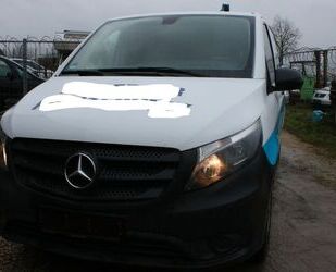 Mercedes-Benz Mercedes-Benz Vito 111 CDI FWD lang Navi Klima 167 Gebrauchtwagen