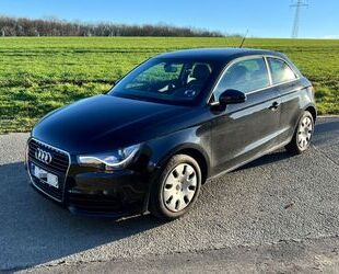 Audi Audi A1 1.2 TFSI Attraction*XENON*LM -SR*A/C Autom Gebrauchtwagen