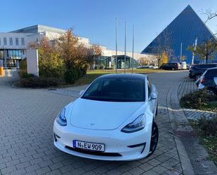 Tesla Tesla Model 3 Facelift Performance mit 513 PS Gebrauchtwagen