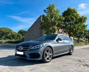 Mercedes-Benz Mercedes-Benz C 220 C-Klasse 4 Matic 9G-TRONIC AMG Gebrauchtwagen