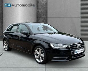 Audi Audi A3 Sportback attraction NAVI PDC SCHECKHEFT A Gebrauchtwagen