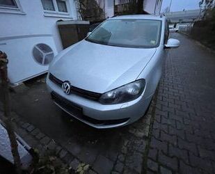 VW Volkswagen Golf 1.2 TSI 63kW Variant LED Scheinwer Gebrauchtwagen