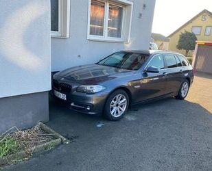 BMW BMW 520d xDrive Touring A - Gebrauchtwagen