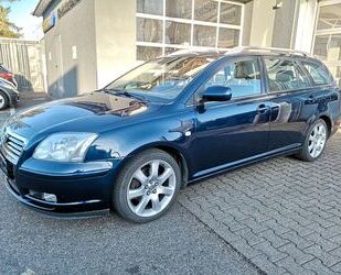 Toyota Toyota Avensis 2.0Executive Lückenlos Toyota Schec Gebrauchtwagen