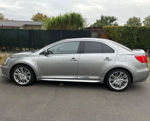 Suzuki Suzuki Kizashi 2.4 SPORT CVT Allrad TÜV NEU Gebrauchtwagen