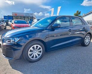 Audi Audi A1 Sportback 30 TFSI basis Automatik/CarPlay/ Gebrauchtwagen