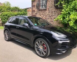 Porsche Porsche Cayenne S Diesel PDLS+/Pano/Chrono/BOSE/AP Gebrauchtwagen