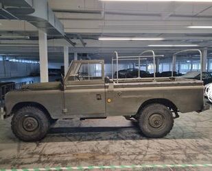 Land Rover Land Rover Serie III 109 Ex MOD NL Allrad Linkslen Gebrauchtwagen