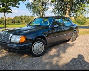 Mercedes-Benz Mercedes-Benz 230 E Gebrauchtwagen