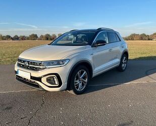 VW Volkswagen T-Roc 1.5 TSI R-Line IQ.Light AHK Navi Gebrauchtwagen