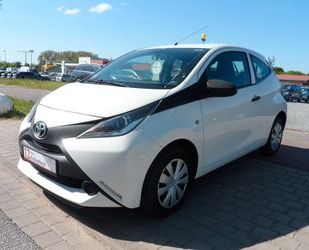 Toyota Toyota Aygo 1.0 AYGO x TÜV & Service NEU Gebrauchtwagen