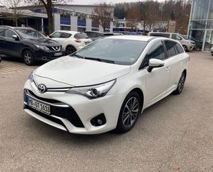 Toyota Toyota Avensis 2,0-l-D-4D Edition S+ Touring Sport Gebrauchtwagen