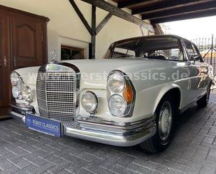 Mercedes-Benz Mercedes-Benz W111 280 SE Coupé aus Sammlung Gebrauchtwagen