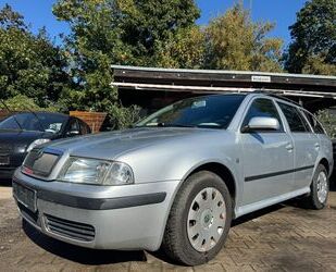 Skoda Skoda Octavia Combi Tour 1.6 TÜV NEU Anhängerk. Gebrauchtwagen