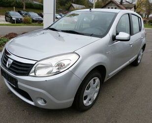 Dacia Dacia Sandero Laureate 1.4 MPI [KLIMA/AHK/PDC] Gebrauchtwagen